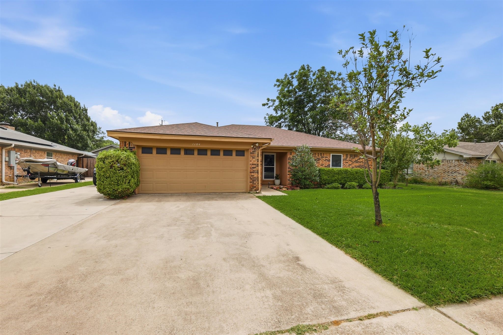 1104 Monterrey Street Bedford TX 76022