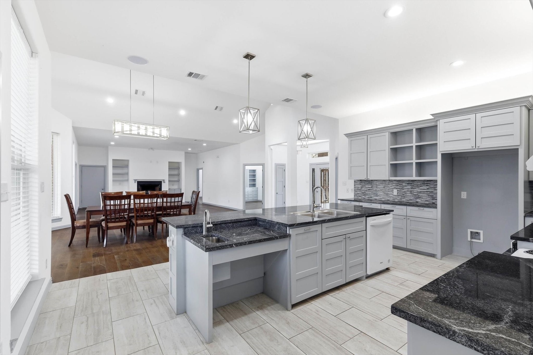 2541 Town View Drive Cedar Hill TX 75104