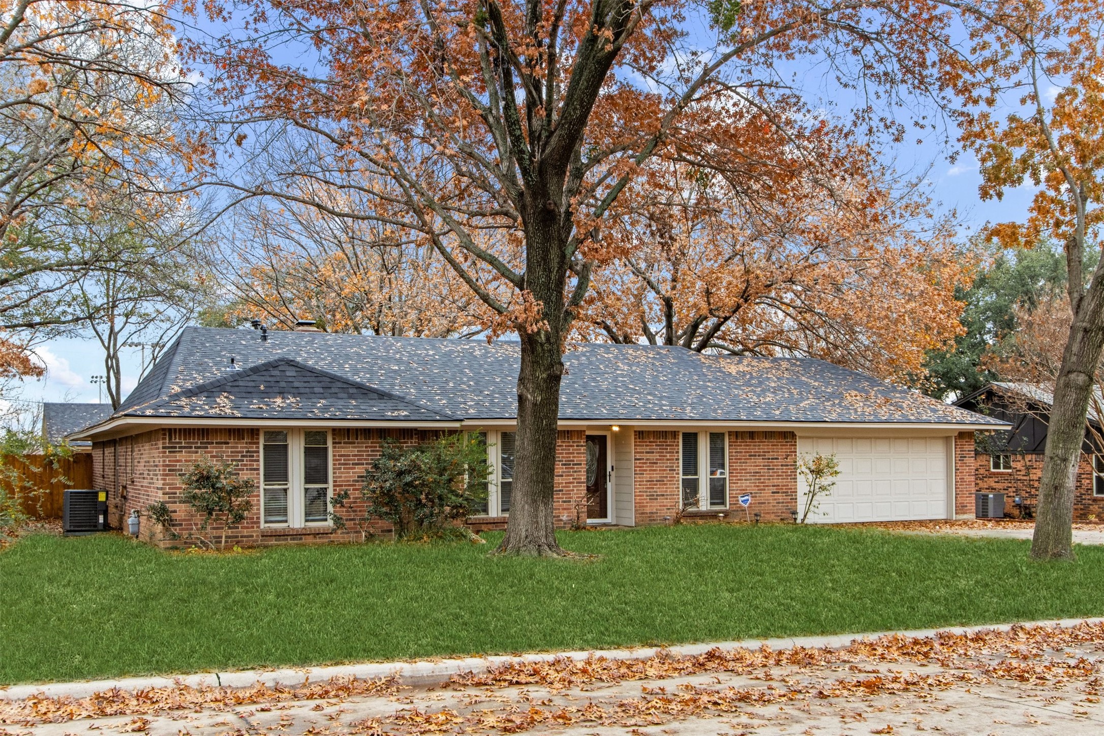 611 Field Street Colleyville TX 76034