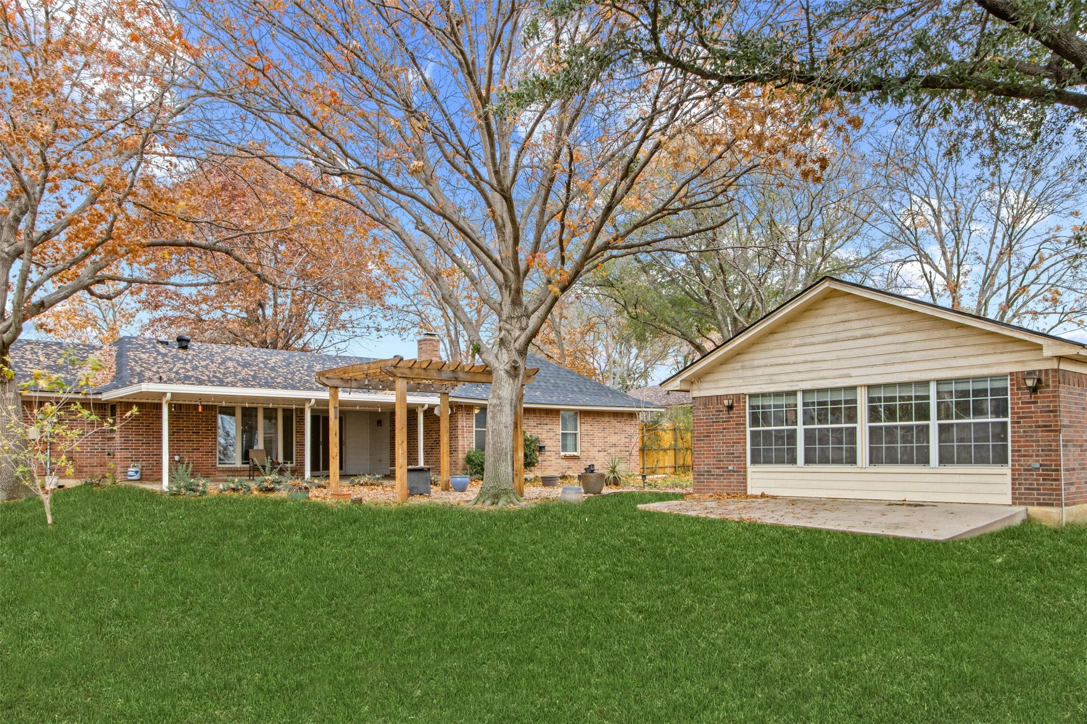 611 Field Street Colleyville TX 76034