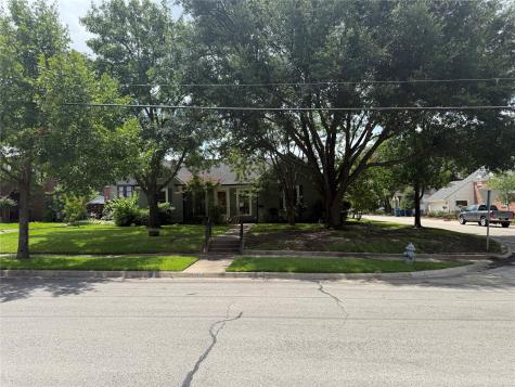 1719 Elmwood Avenue Corsicana TX 75110