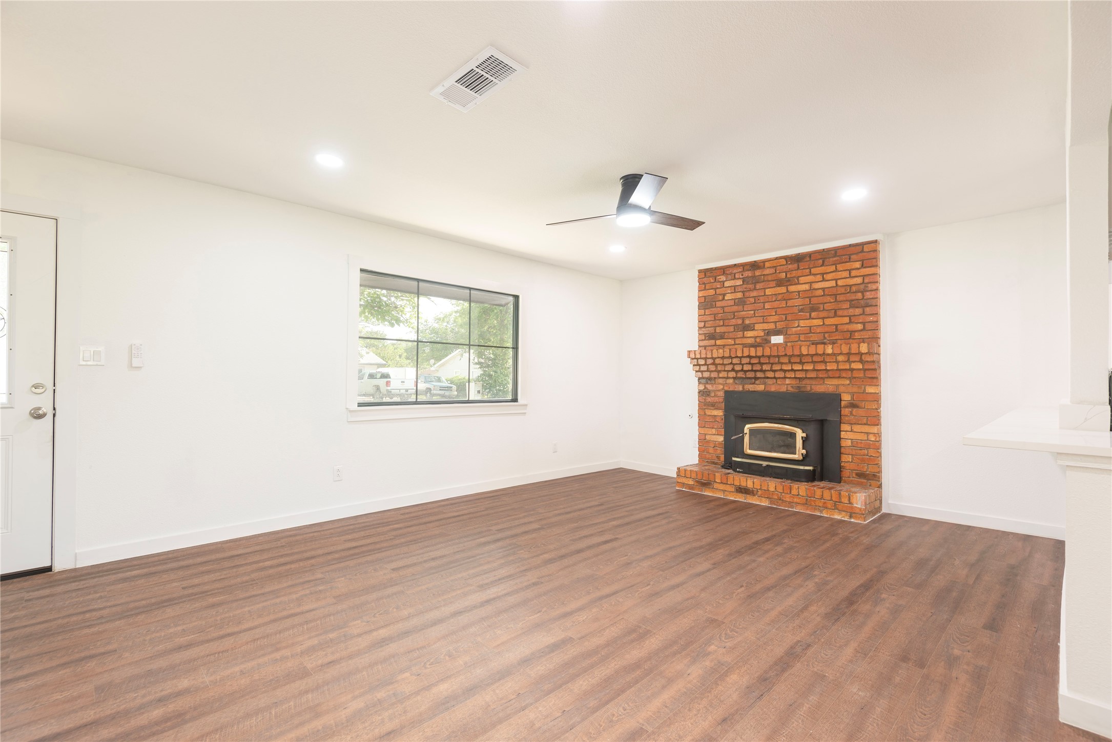 324 E Willow Lane Princeton TX 75407