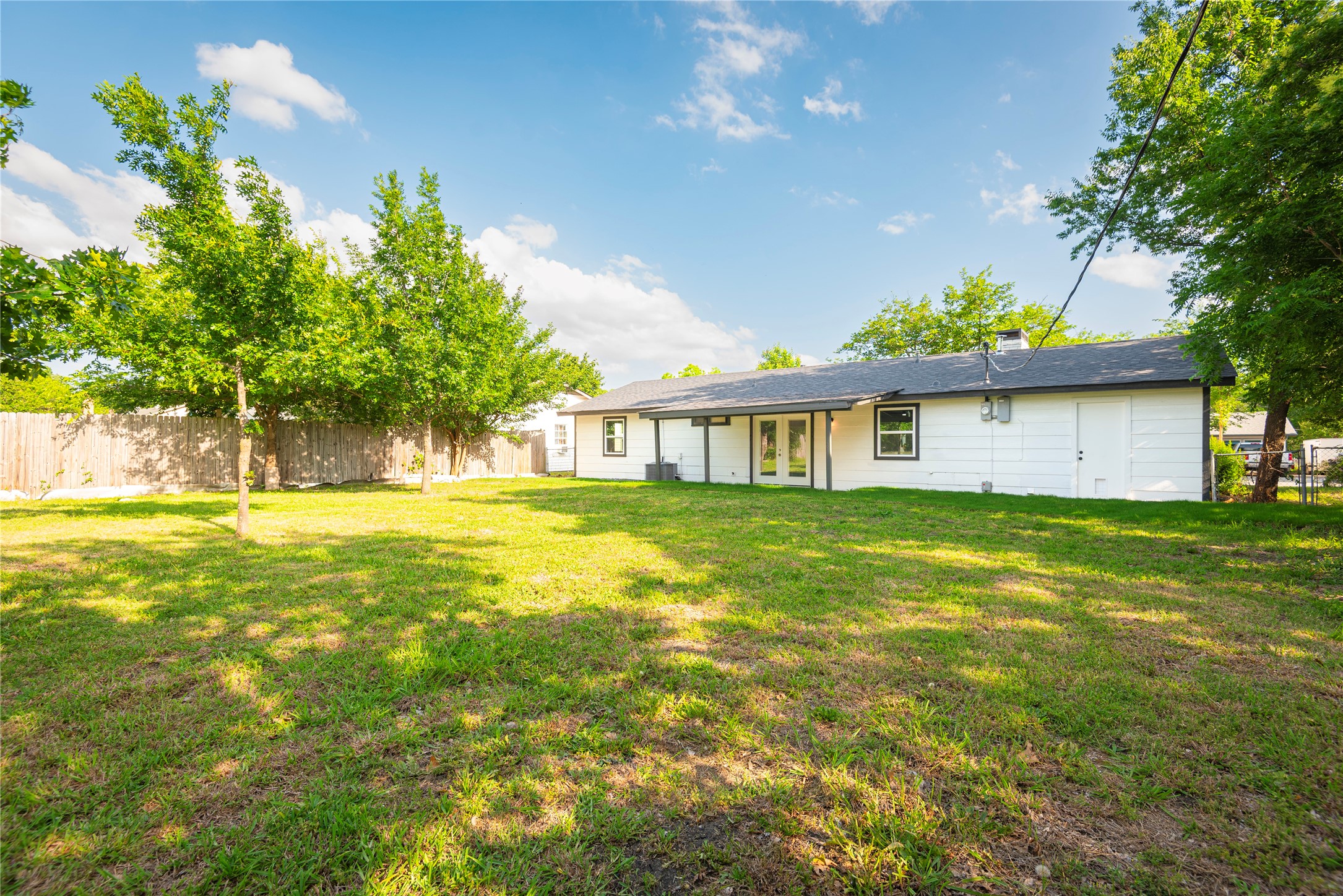 324 E Willow Lane Princeton TX 75407