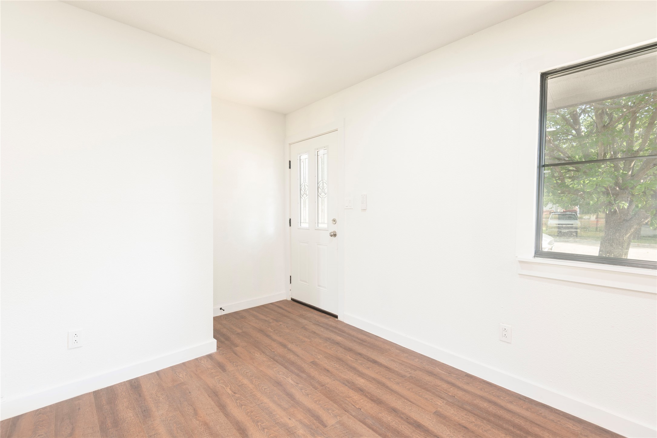 324 E Willow Lane Princeton TX 75407