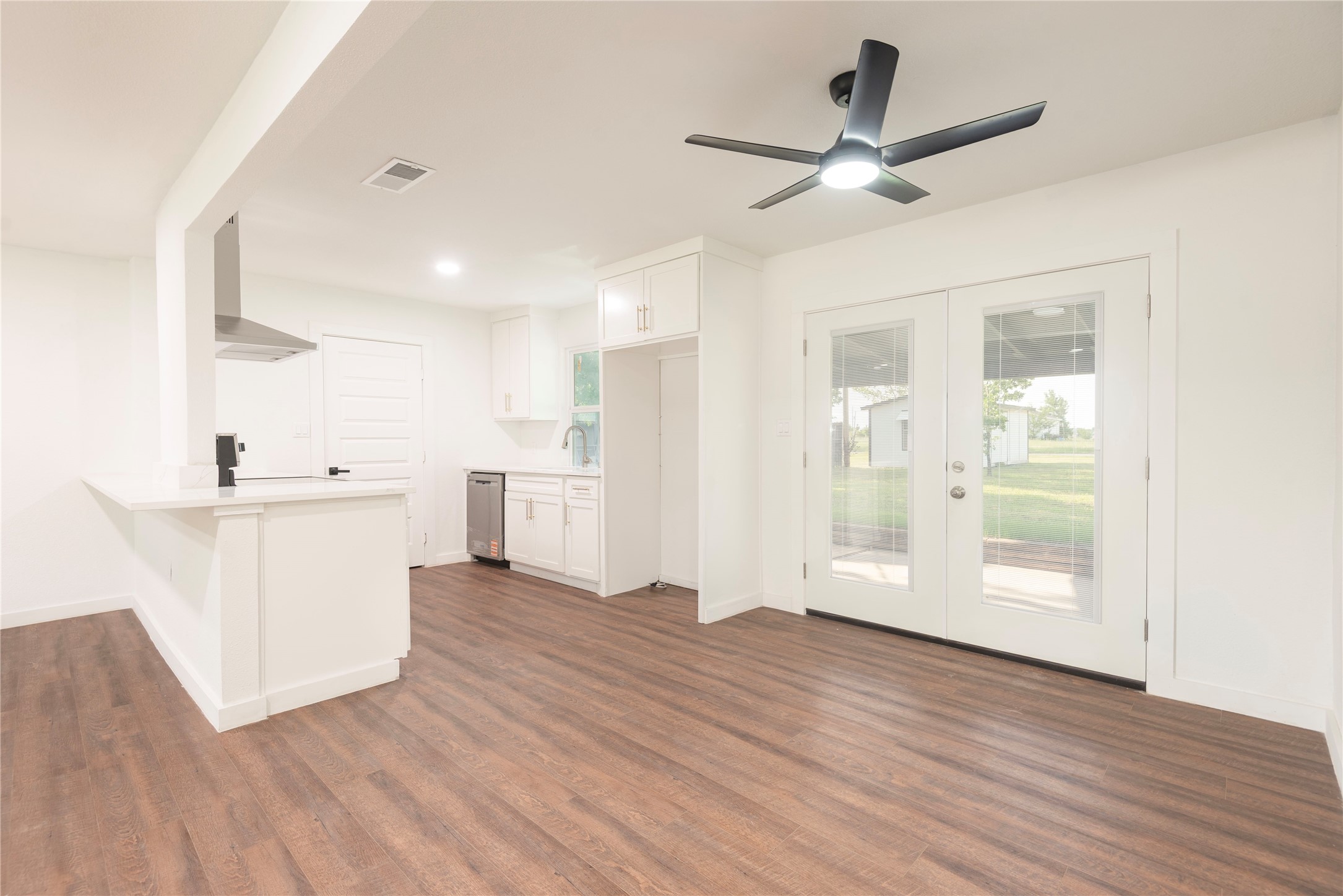 324 E Willow Lane Princeton TX 75407