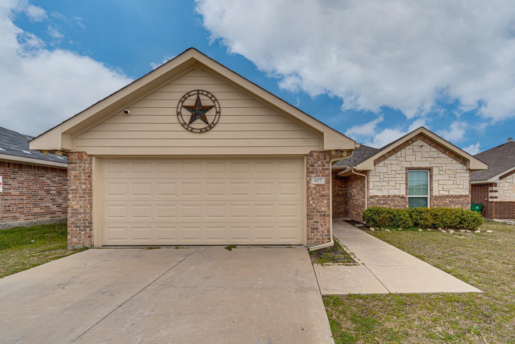 617 Antonio Lane Waxahachie TX 75165