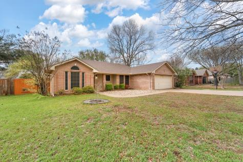 605 Dakota Drive Joshua TX 76058
