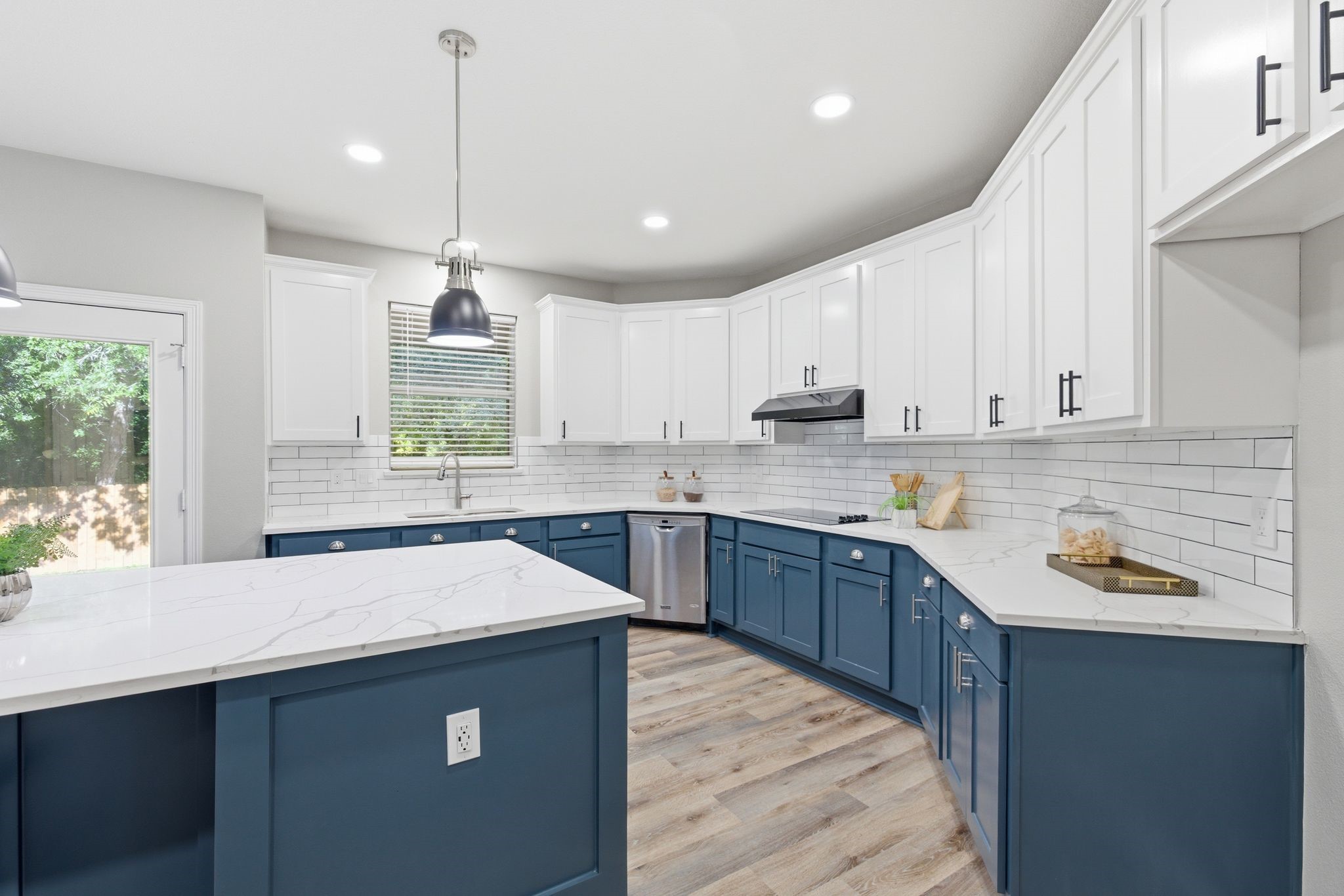 7000 Winthorp Drive Arlington TX 76001