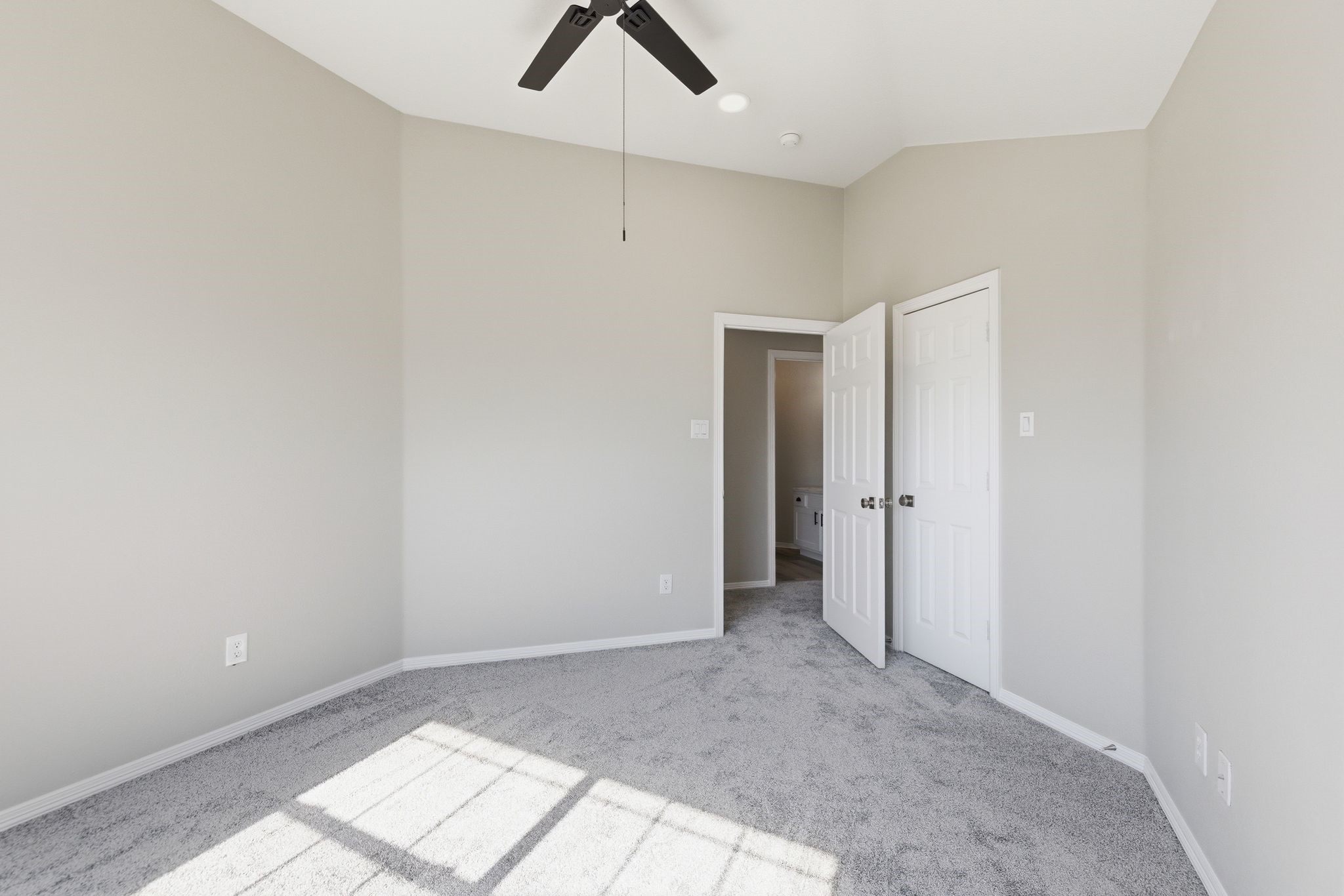 7000 Winthorp Drive Arlington TX 76001