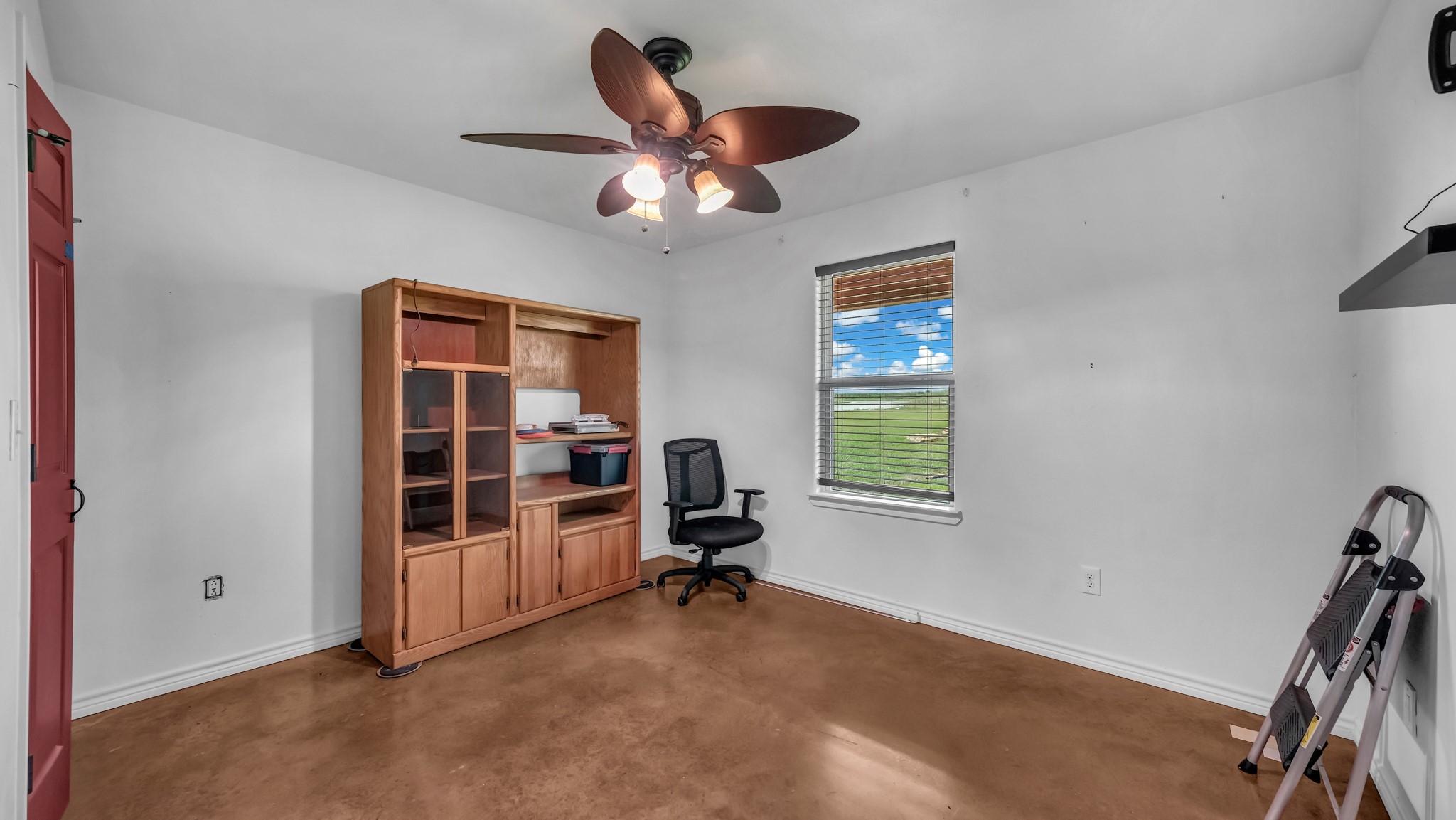 5500 County Road 302 Grandview TX 76050