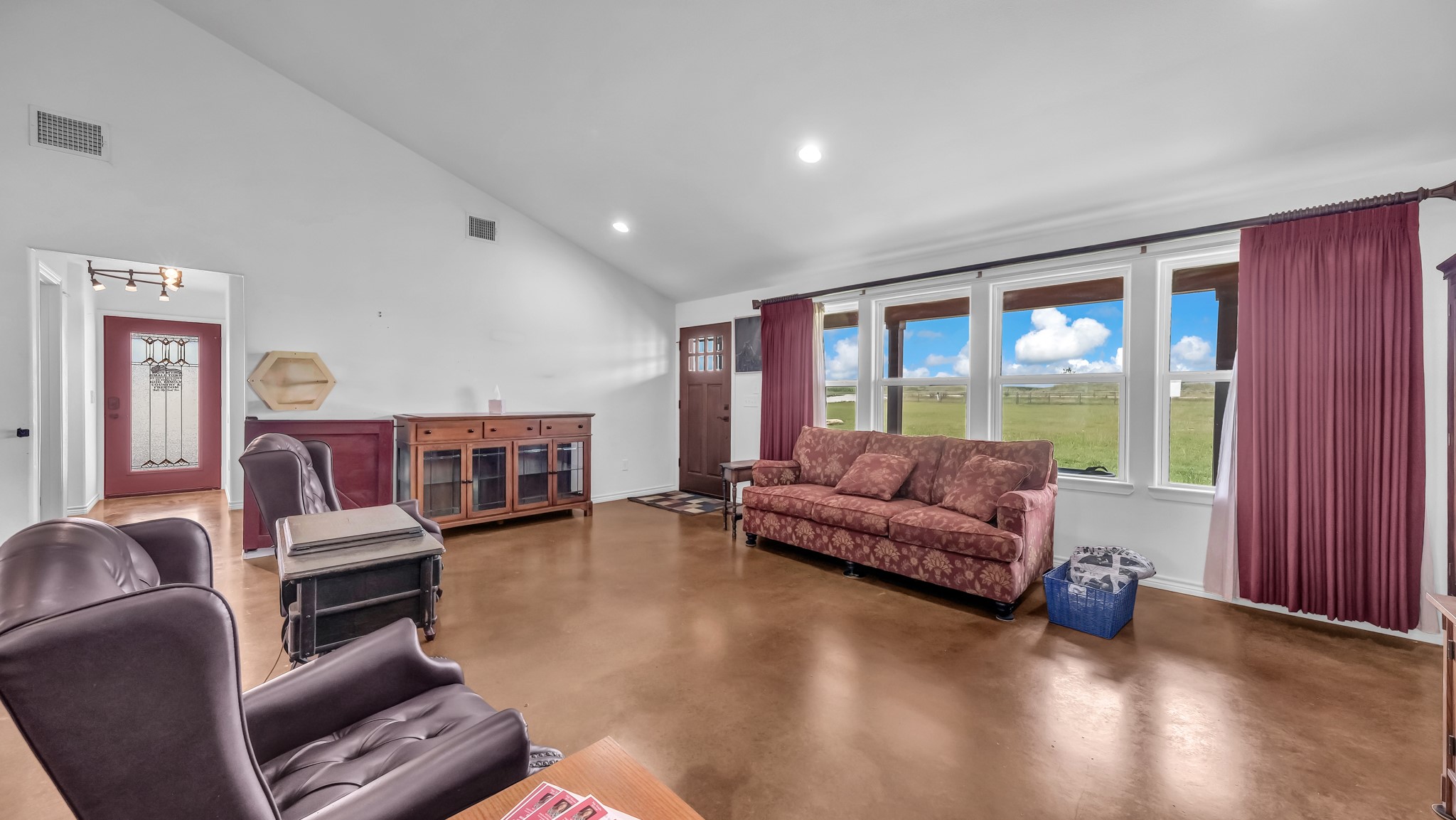 5500 County Road 302 Grandview TX 76050
