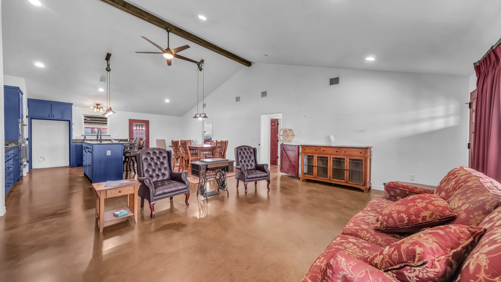 5500 County Road 302 Grandview TX 76050