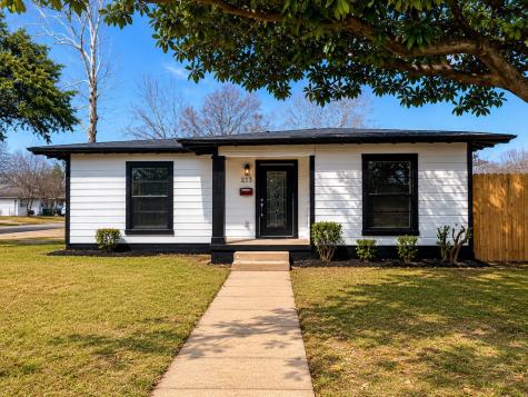 213 Buhler Drive Garland TX 75040