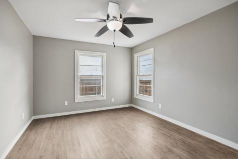 213 Buhler Drive Garland TX 75040