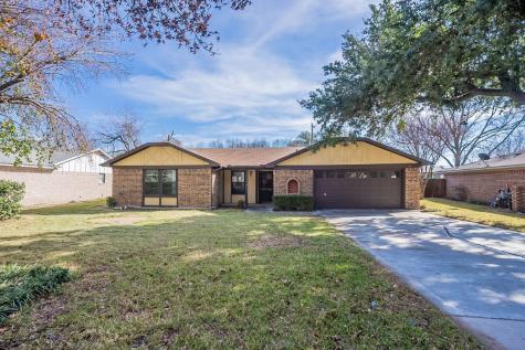 1608 Timberline Drive Benbrook TX 76126