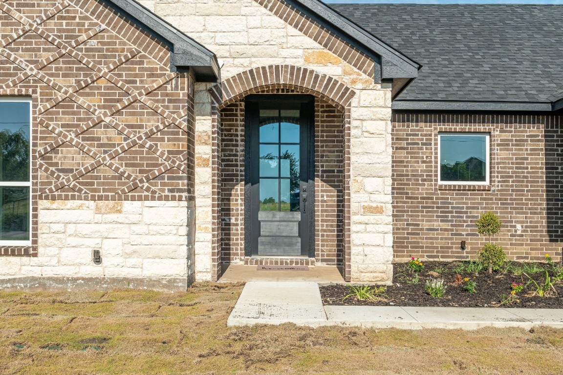 1044 County Road 4108 Greenville TX 75401