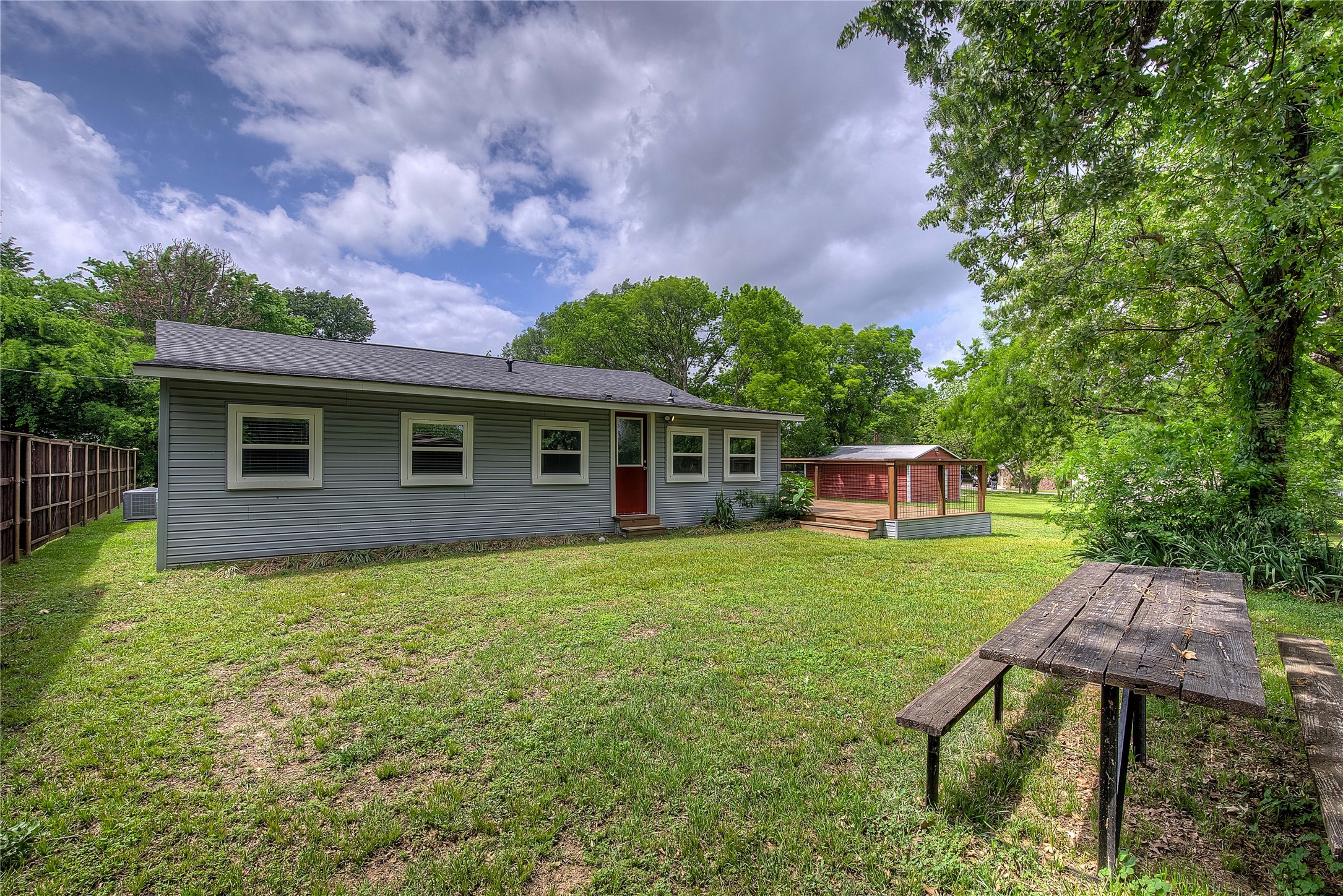 10065 Comanche Quinlan TX 75474