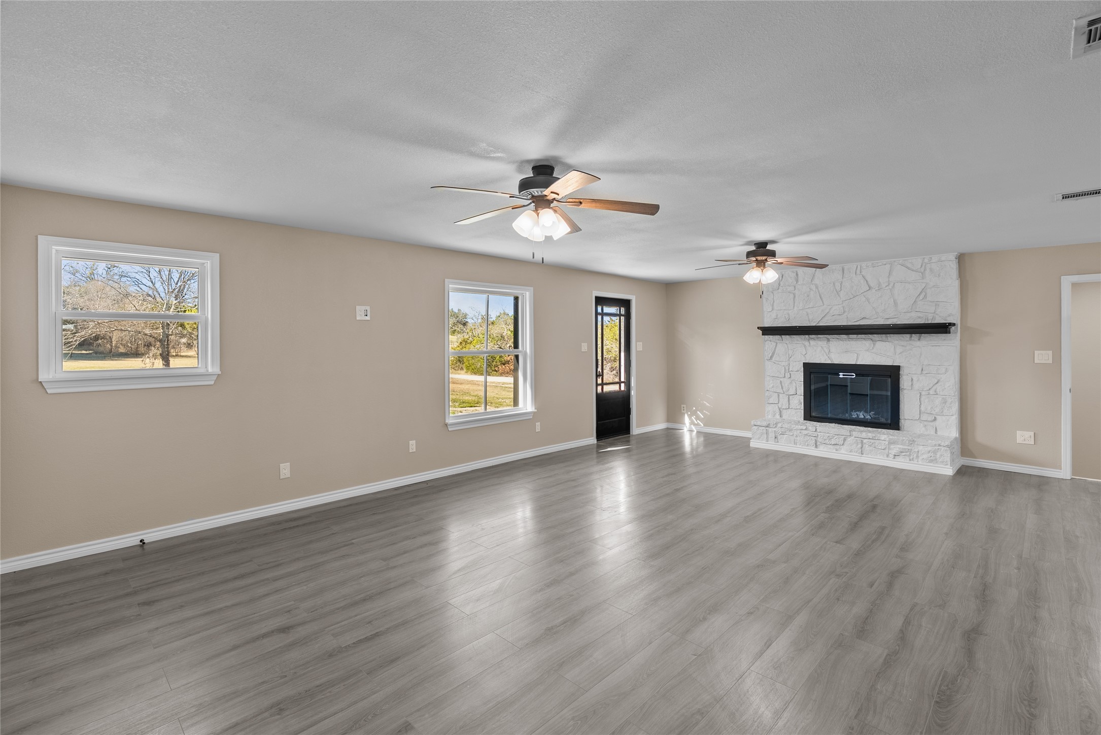 170 High Ridge Drive Azle TX 76020