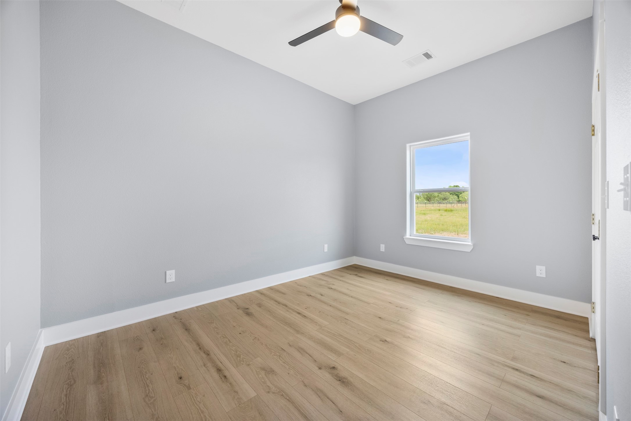 121 Brazier Road Ennis TX 75119