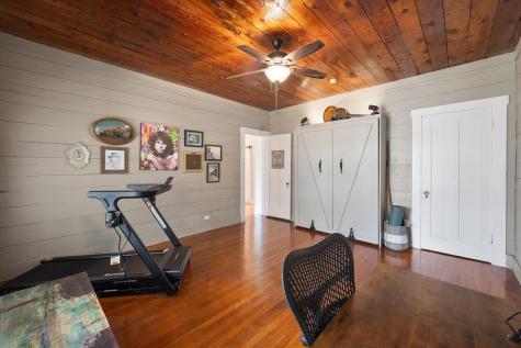 211 SW 4th Street Kerens TX 75144