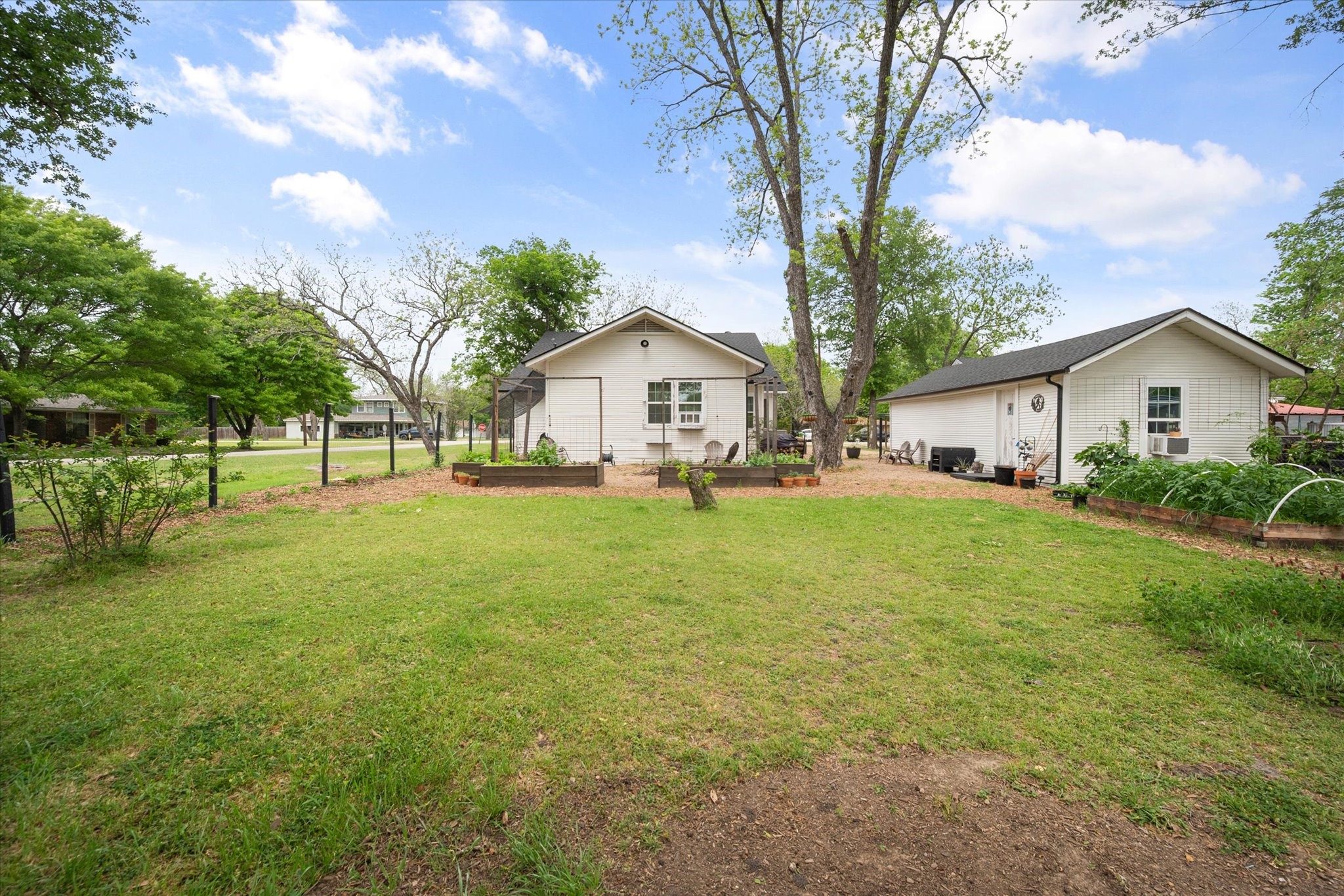 211 SW 4th Street Kerens TX 75144
