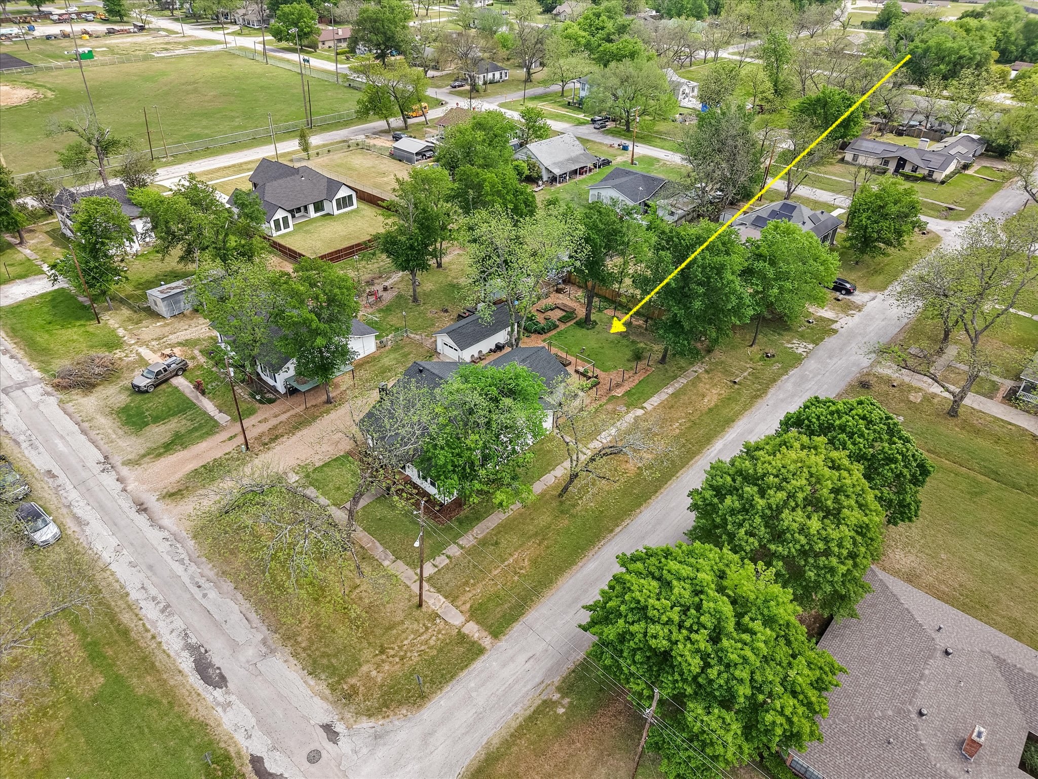 211 SW 4th Street Kerens TX 75144
