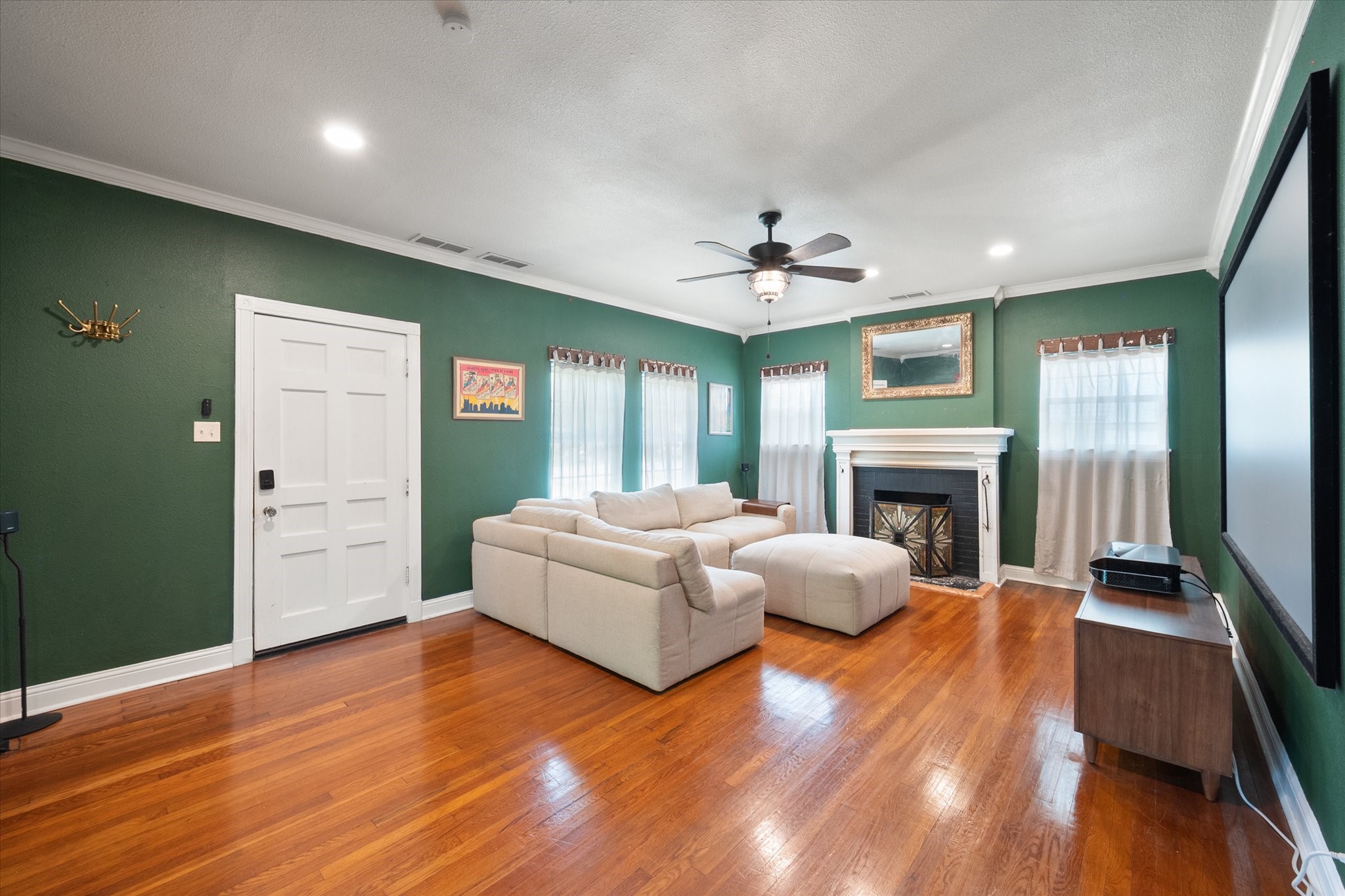 211 SW 4th Street Kerens TX 75144