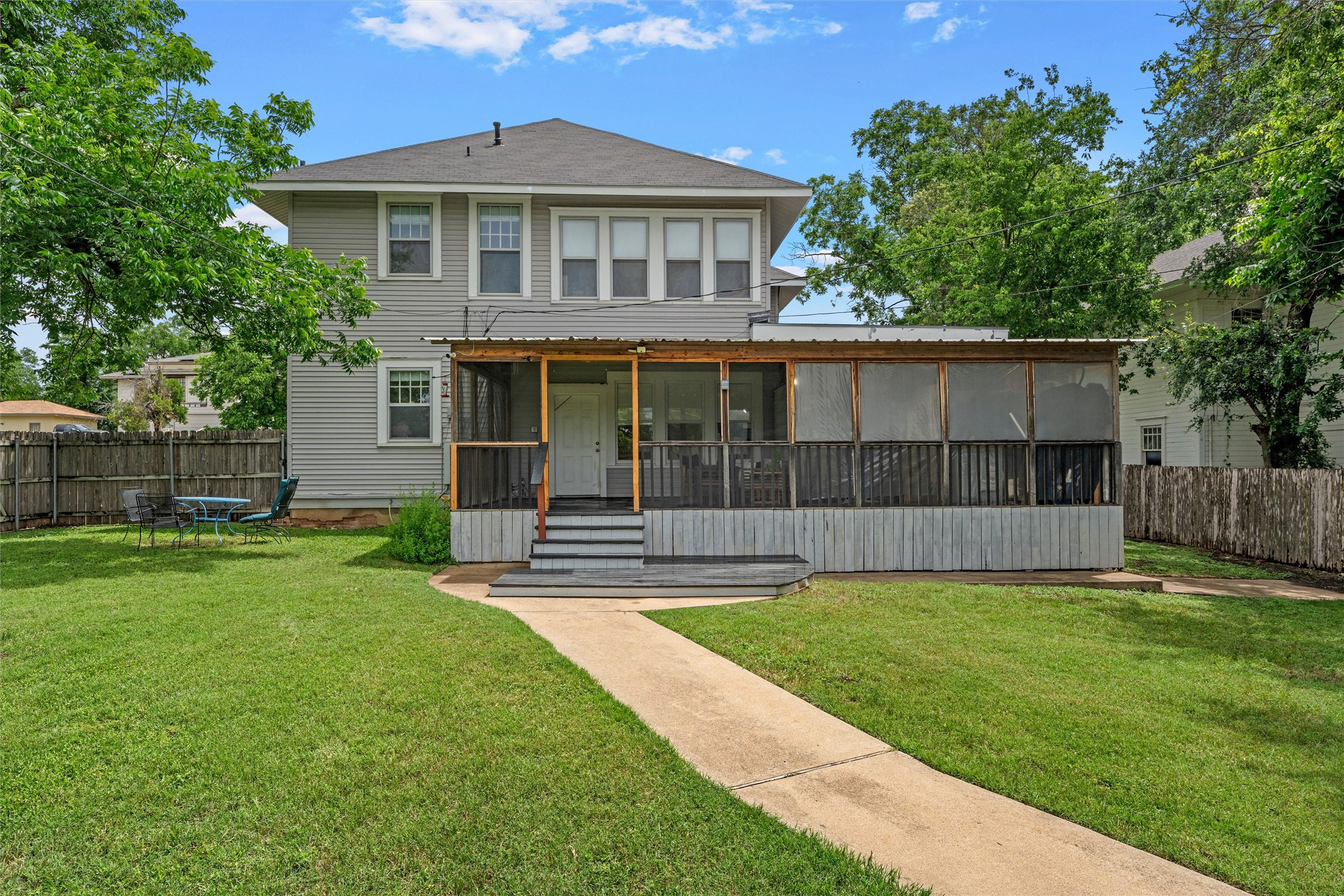 934 N 19th Street Waco TX 76707