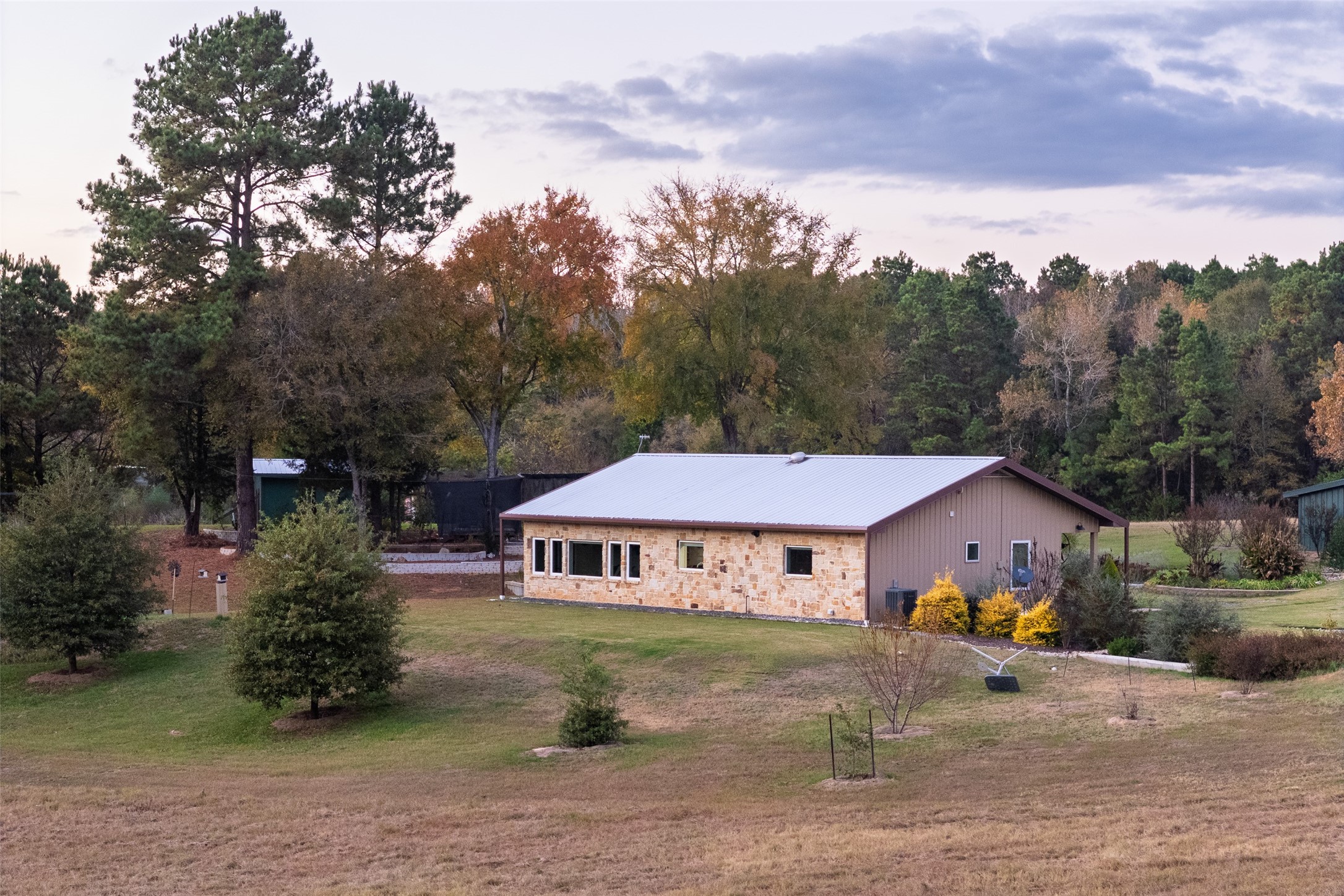 640 County Road 4910 Troup TX 75789