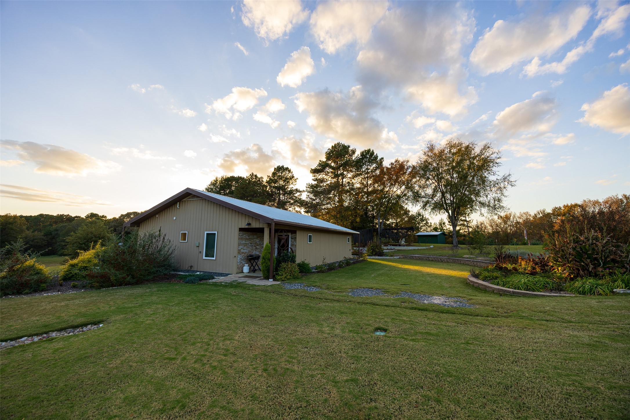 640 County Road 4910 Troup TX 75789
