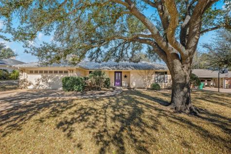 107 Ben Hogan Drive Stephenville TX 76401