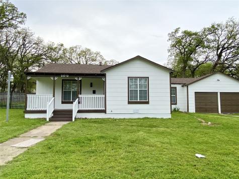 2812 Forest Avenue Fort Worth TX 76112