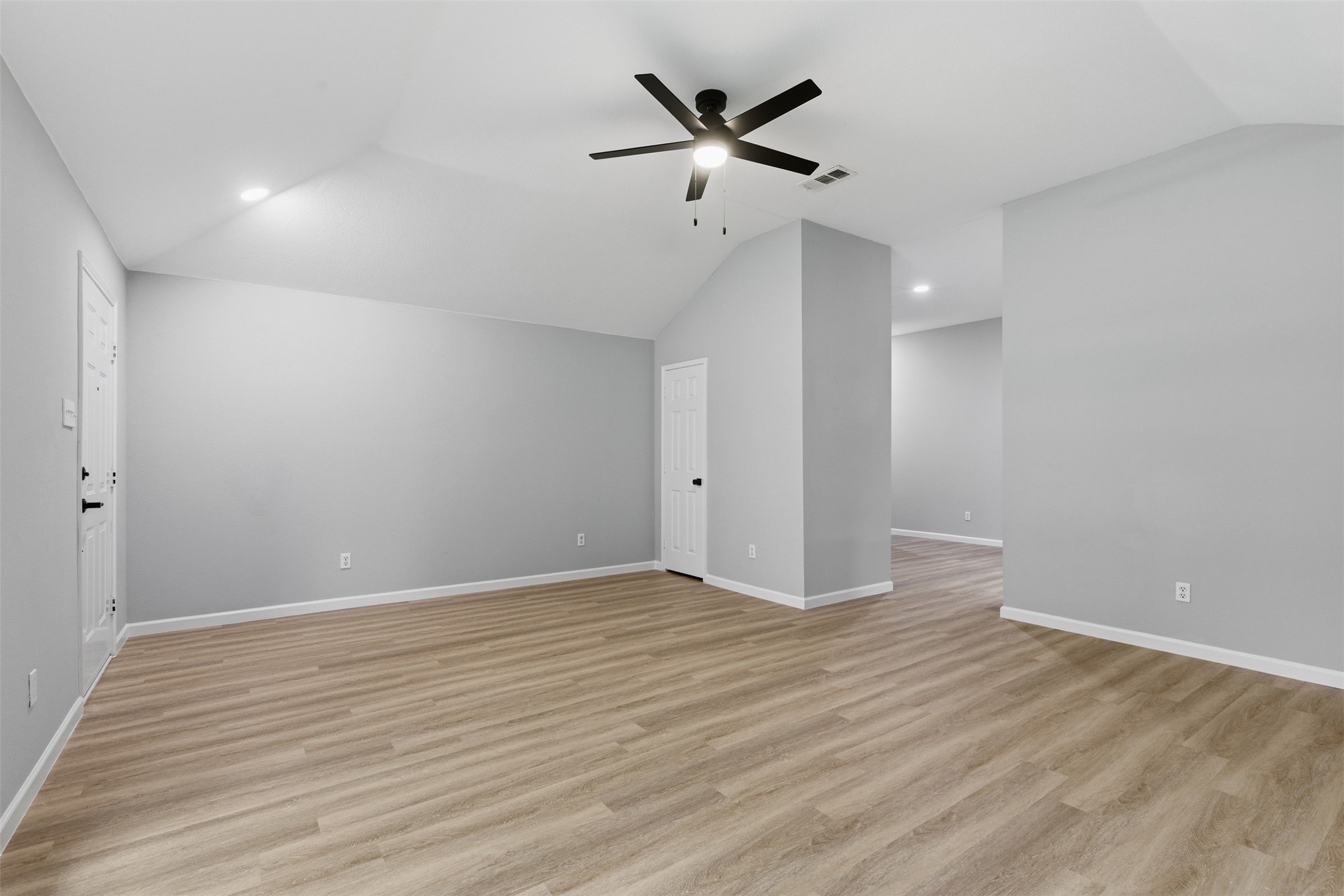 2051 Sunny Side Drive Little Elm TX 75068