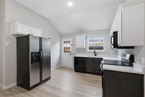 2051 Sunny Side Drive Little Elm TX 75068
