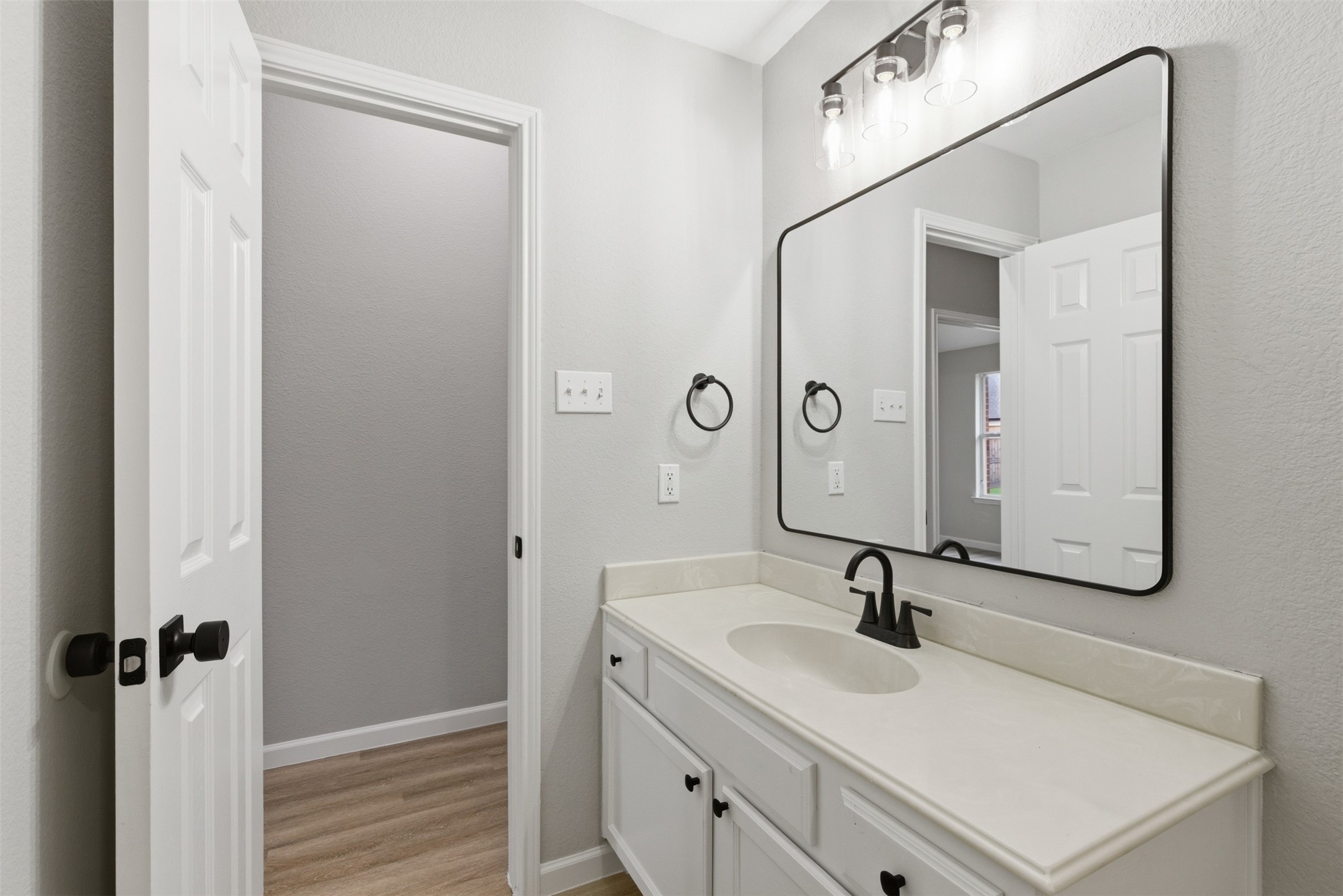 2051 Sunny Side Drive Little Elm TX 75068