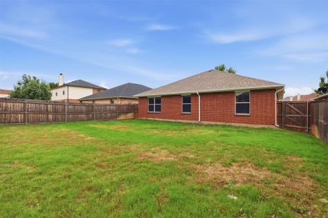 2051 Sunny Side Drive Little Elm TX 75068