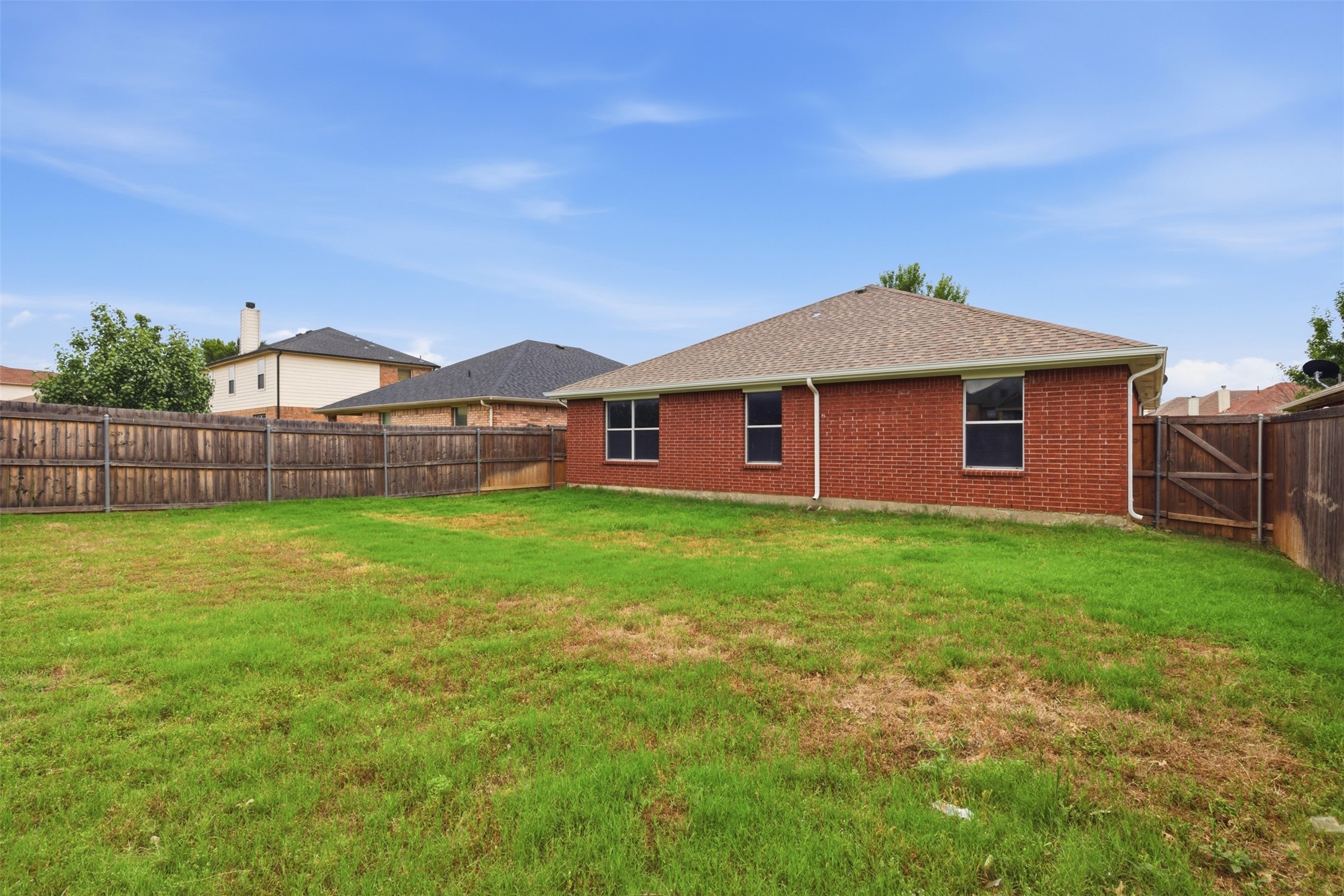 2051 Sunny Side Drive Little Elm TX 75068