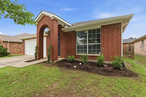 2051 Sunny Side Drive Little Elm TX 75068