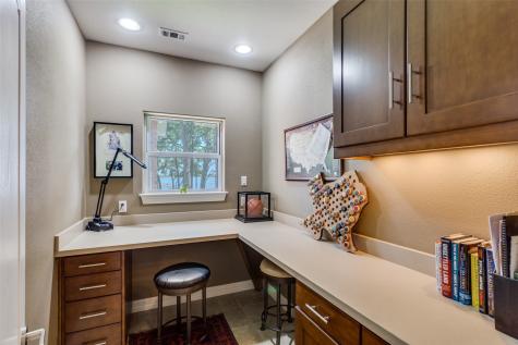 452 Windjammer Lane Azle TX 76020