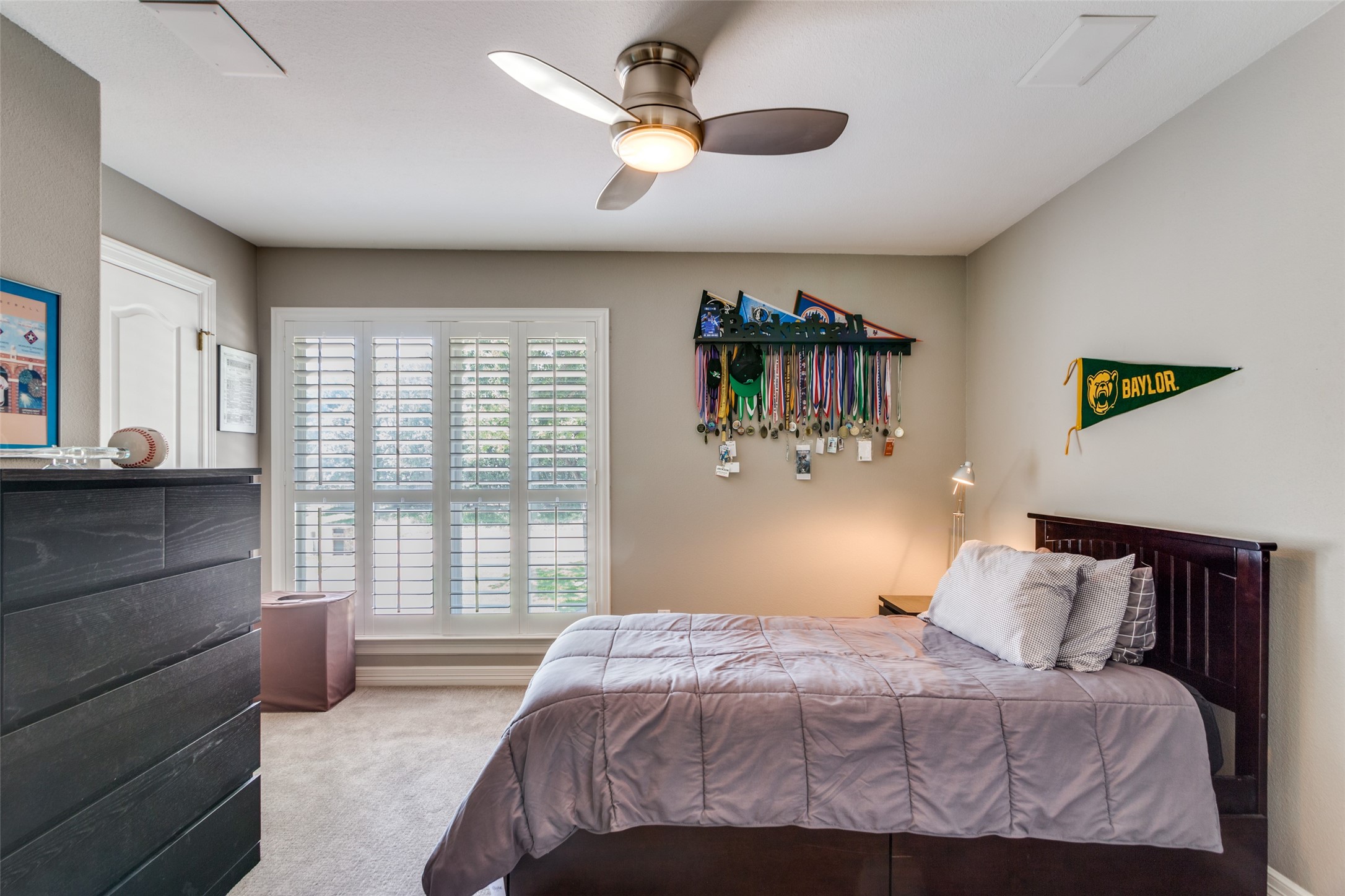 452 Windjammer Lane Azle TX 76020