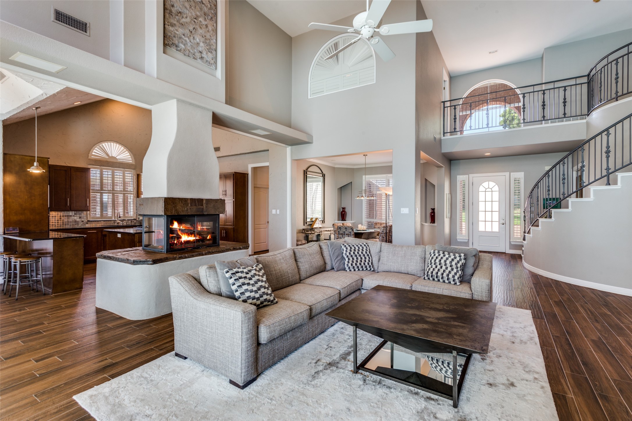 452 Windjammer Lane Azle TX 76020