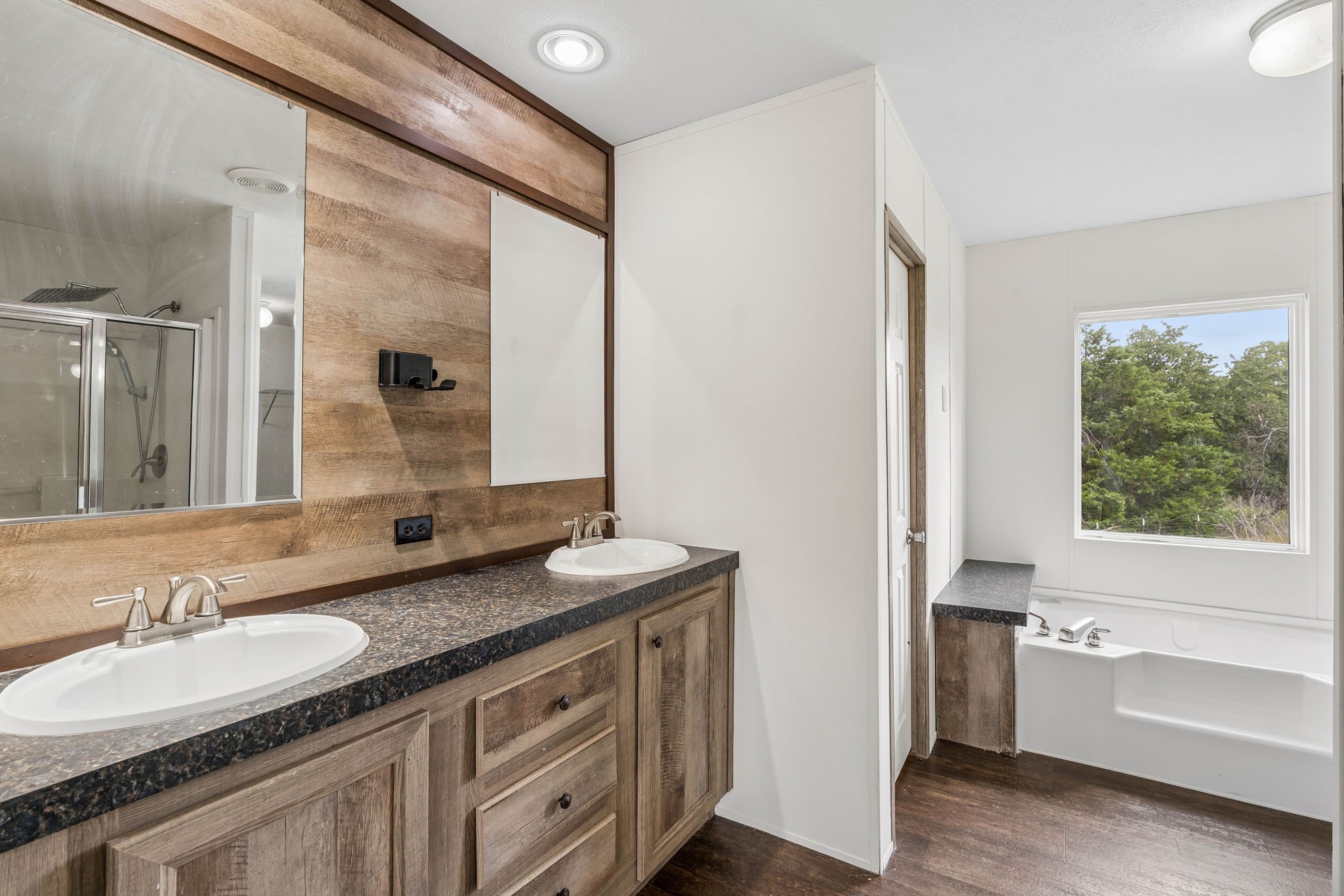 139 Cedar Drive Azle TX 76020