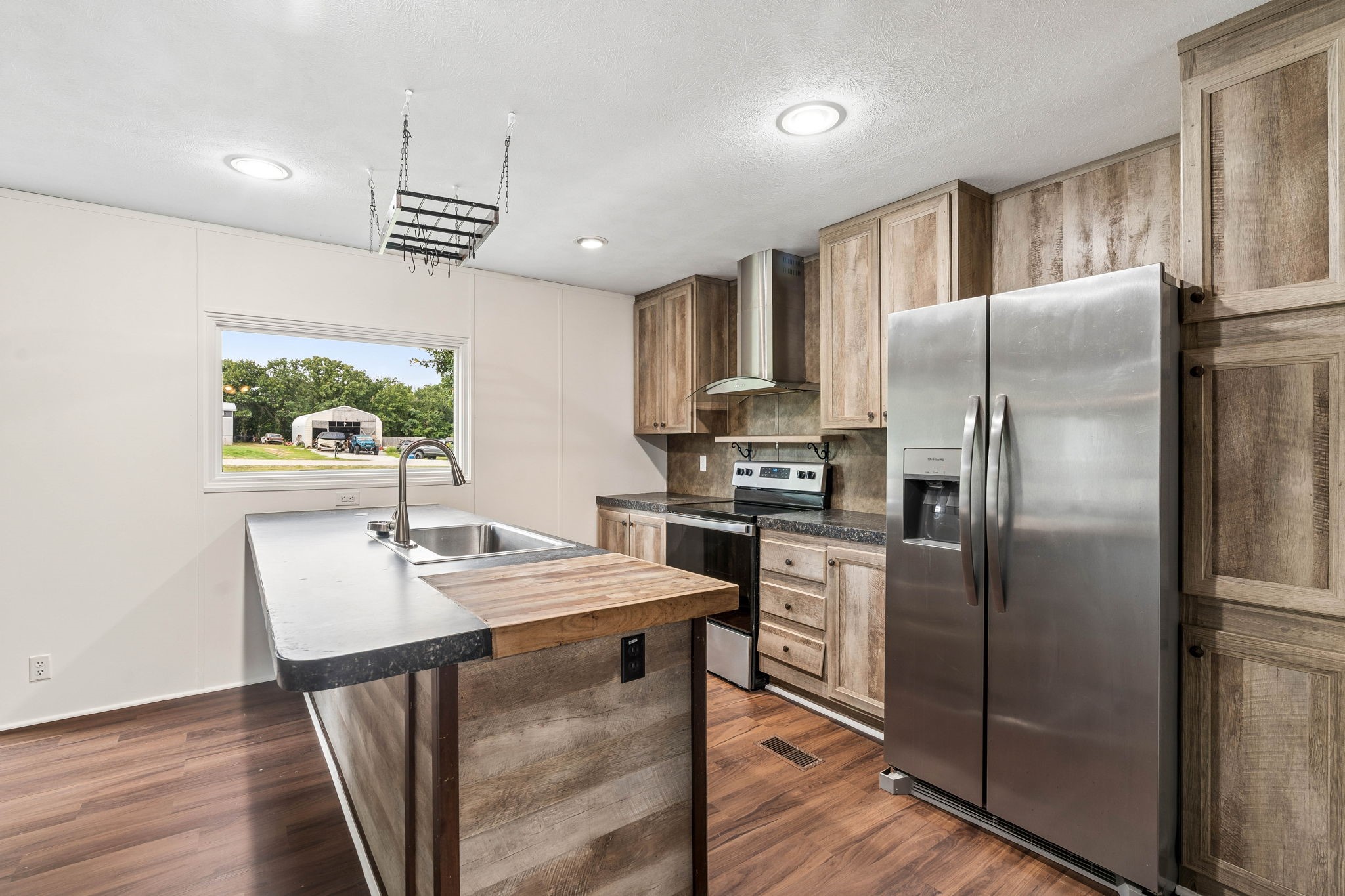 139 Cedar Drive Azle TX 76020