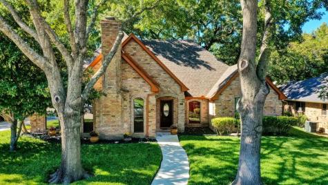 701 N Parks Drive Desoto TX 75115