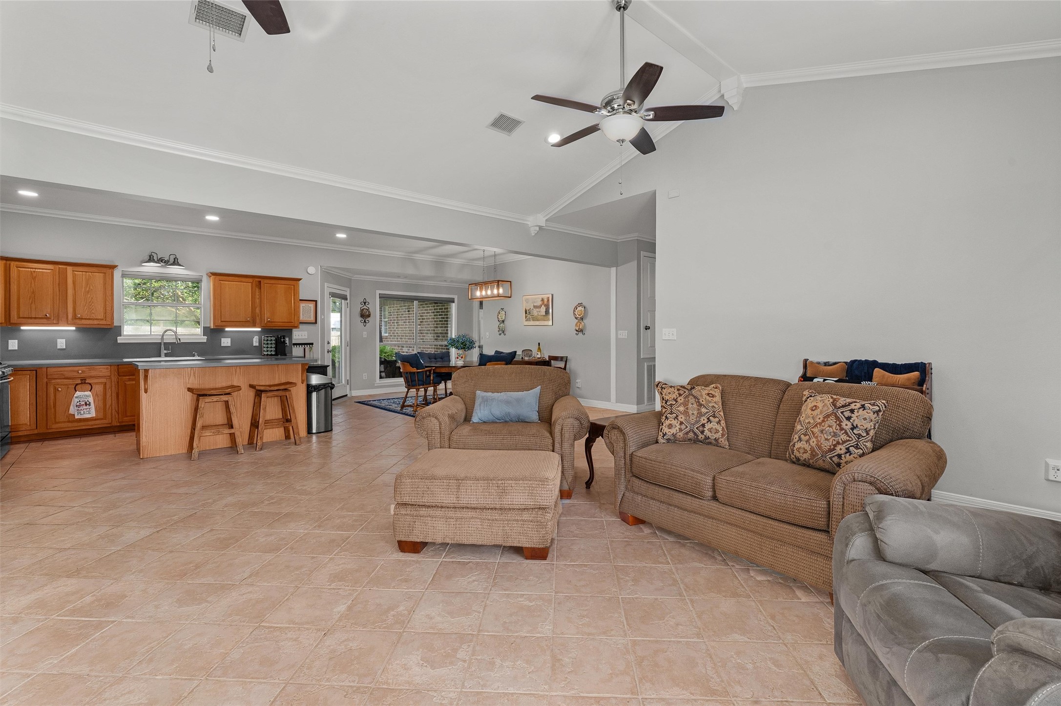 188 Julie Lane Stonewall LA 71078