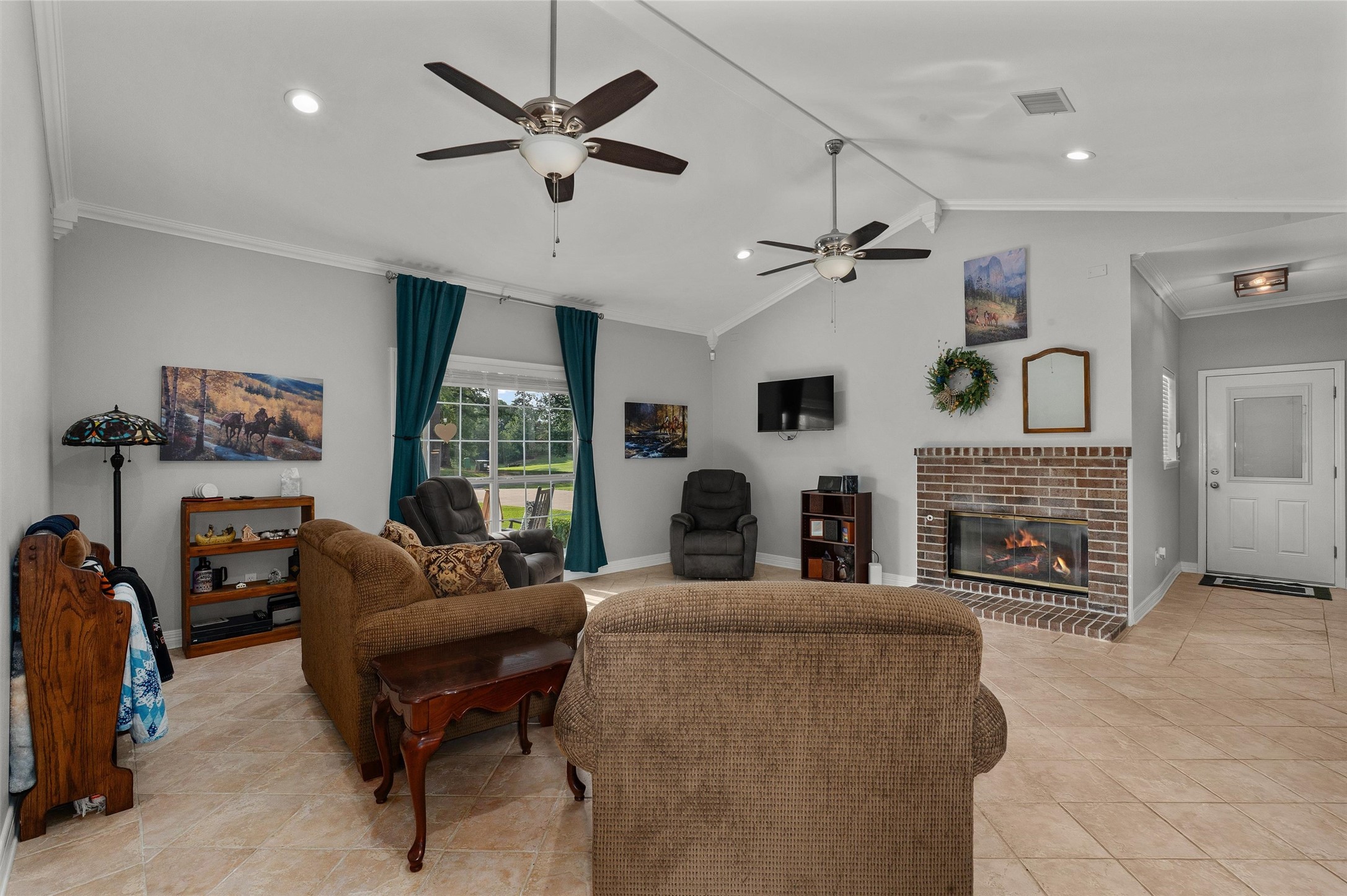 188 Julie Lane Stonewall LA 71078