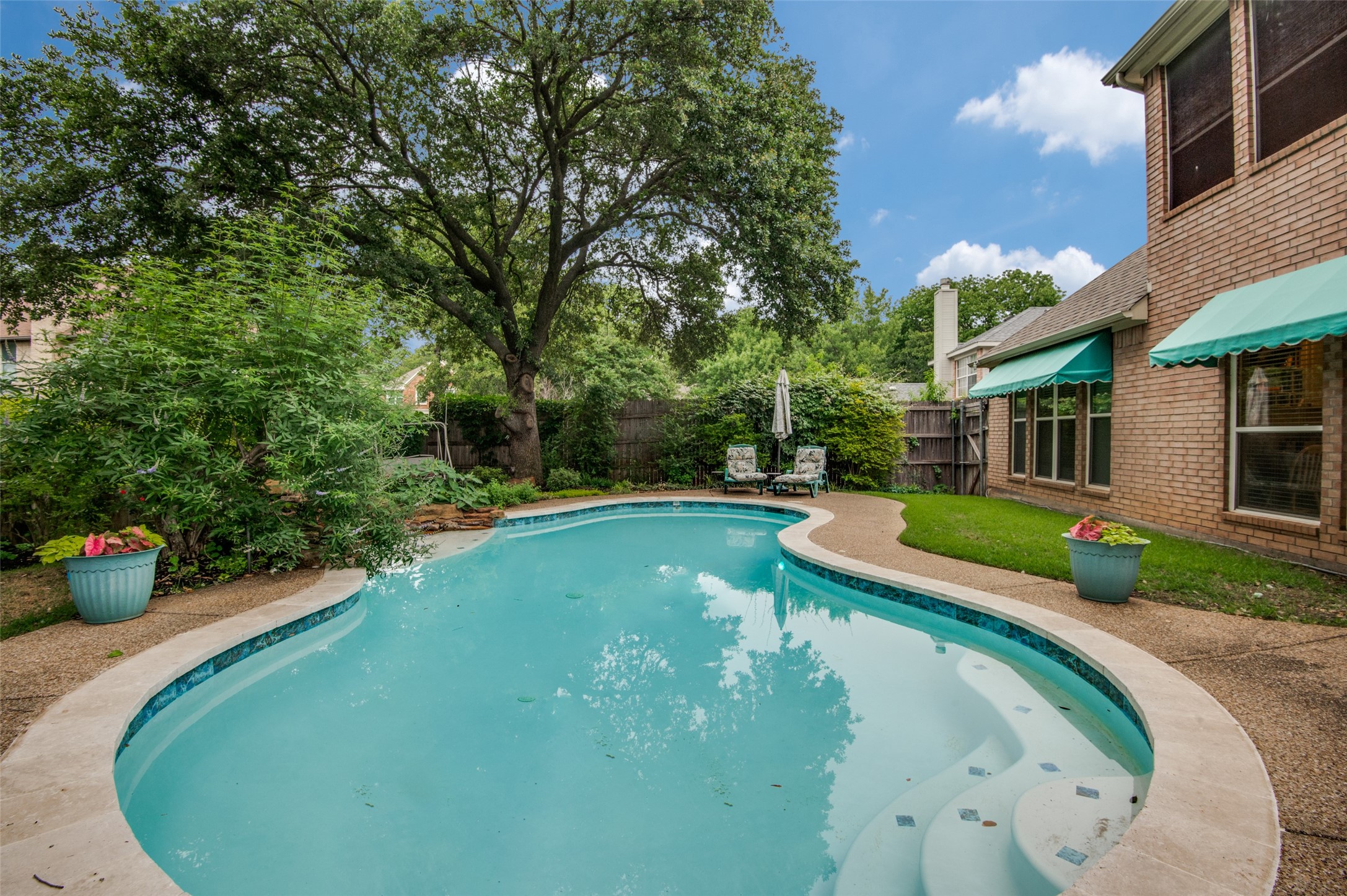 3813 Cherokee Drive Bedford TX 76021