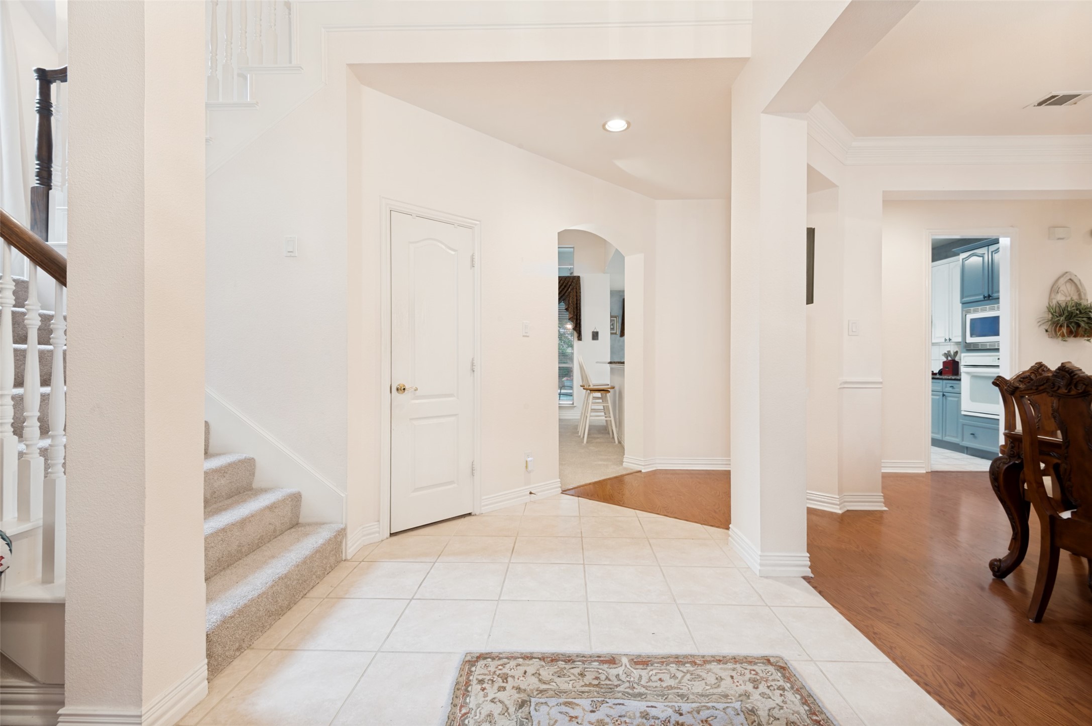 3813 Cherokee Drive Bedford TX 76021