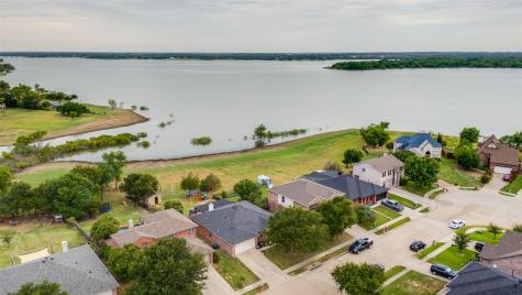 512 Longshore Drive Little Elm TX 75068