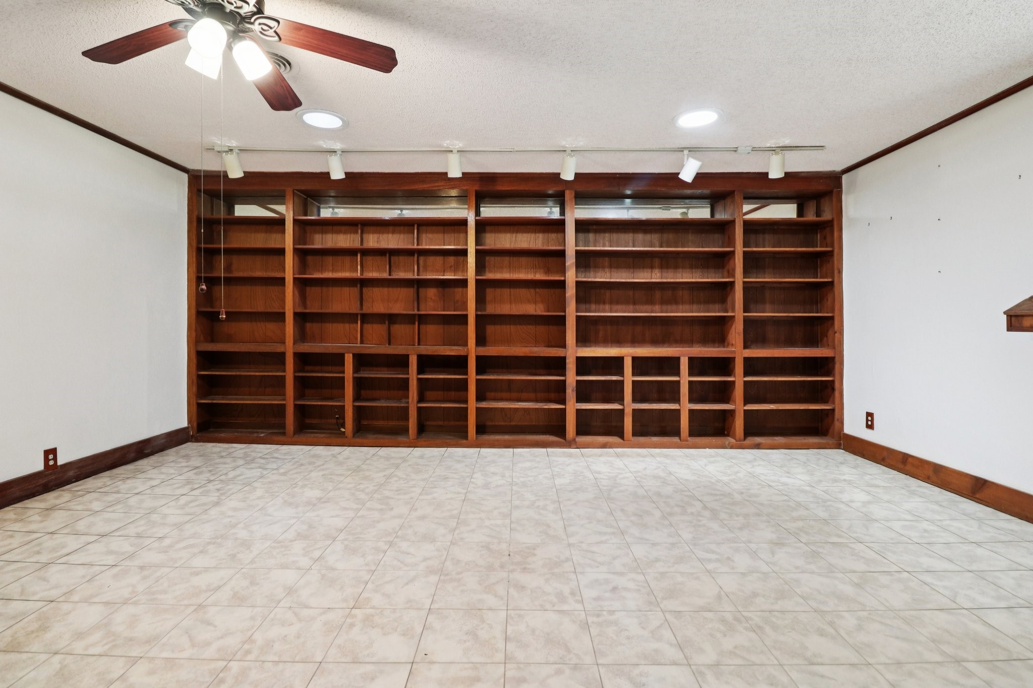 115 N Wisteria Street Mansfield TX 76063